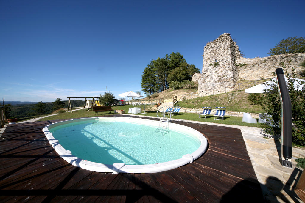 Agriturismo Borgo San Benedetto Villa Pietralunga  Exteriör bild