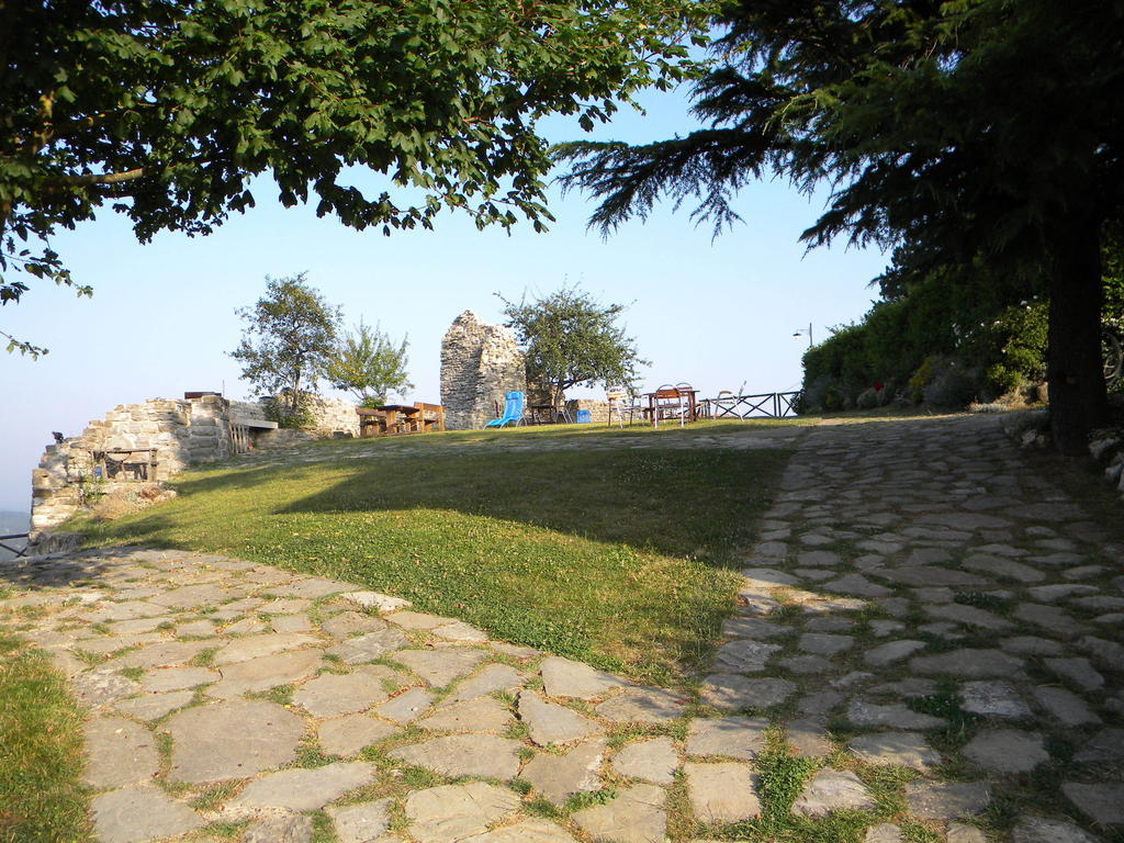 Agriturismo Borgo San Benedetto Villa Pietralunga  Exteriör bild